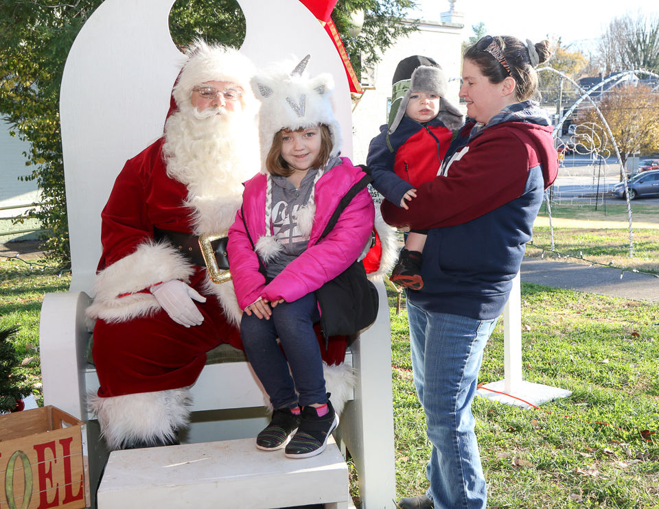 Winter Carnival _ Santa 11-24-19-8460.JPG